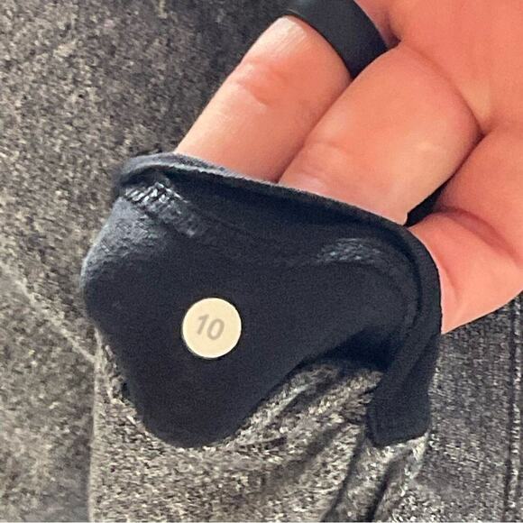 Lululemon Find Your Centre Wrap Heather Speckled In Gray & Black Hoodie Size 10 - Picture 7 of 9